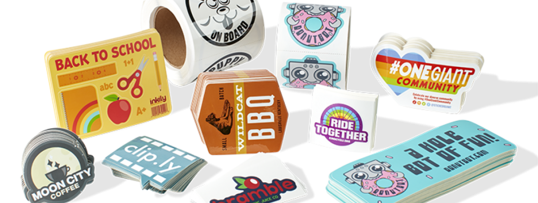 Наклейка на папері чи плівці: що вибрати?